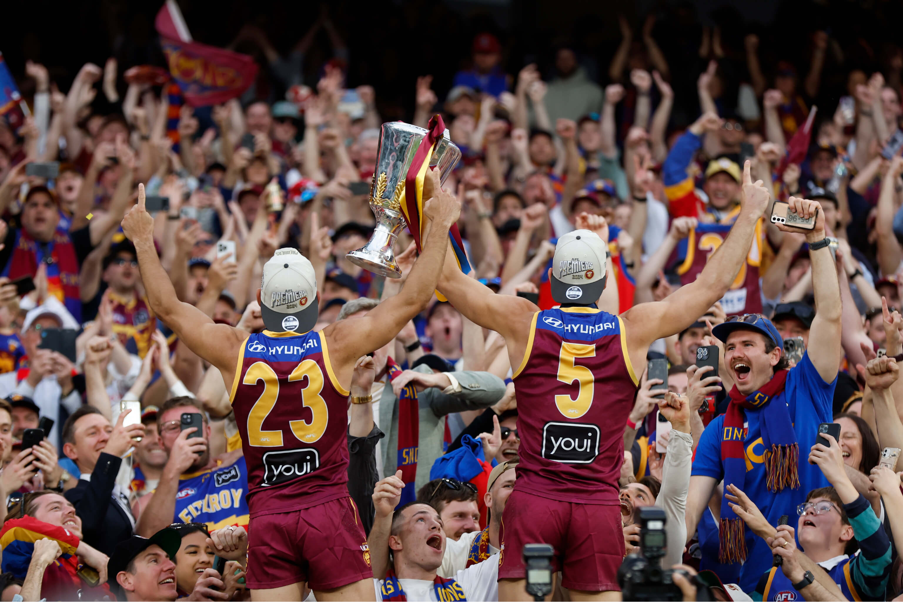 Lions premiers in front of fans.